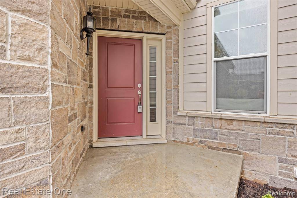 Ann Arbor, MI 48105,3107 MILLBURY Lane