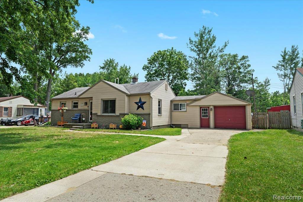 Romulus, MI 48174,39185 Chase Street