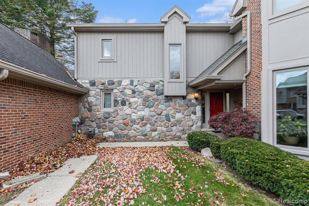 Bloomfield Hills, MI 48302,1188 STONECREST Drive