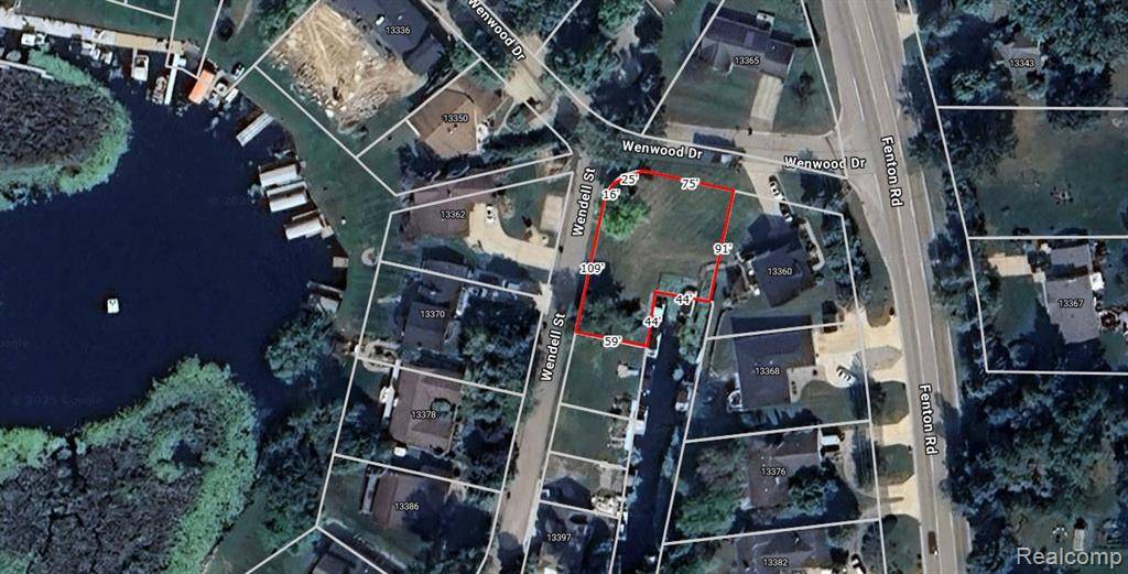 Fenton, MI 48430,13358 Wendell Street