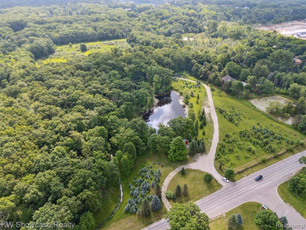 Howell, MI 48855,2290 N Latson Road