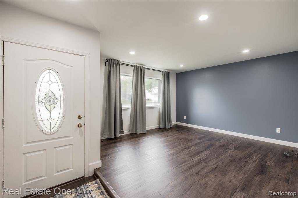 Sterling Heights, MI 48310,40026 Kristen Drive