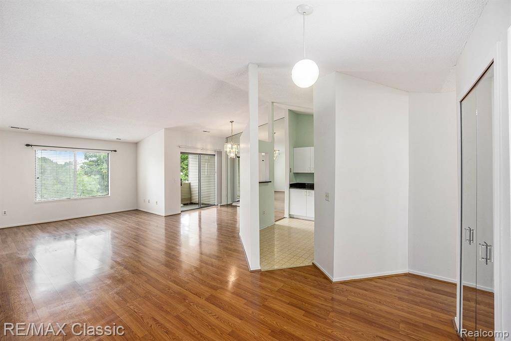 West Bloomfield, MI,6700 Ridgefield Circle