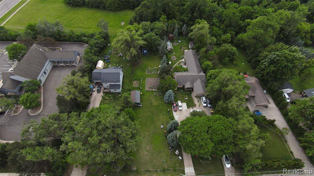 Sterling Heights, MI 48310,37183 Curwood Drive