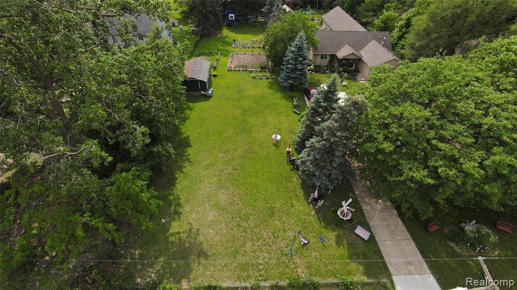 Sterling Heights, MI 48310,37183 Curwood Drive