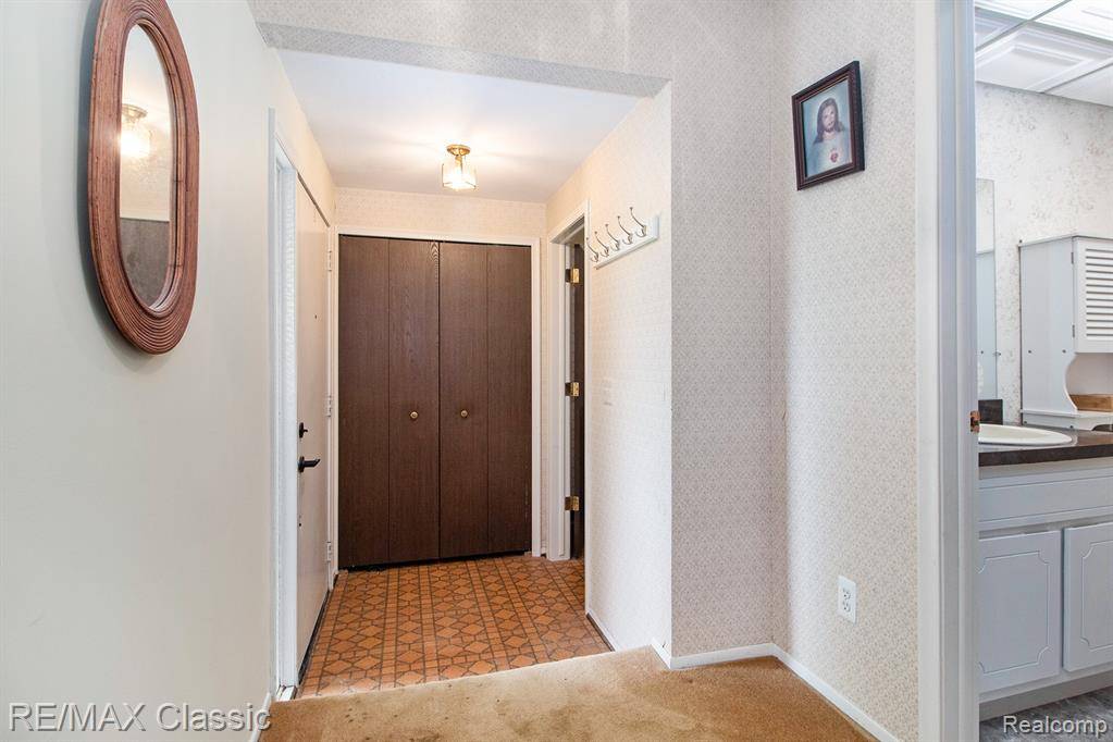 Northville, MI 48167,854 YORKTOWN Court