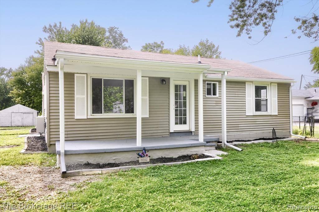Burton, MI 48509,1372 S Packard Avenue