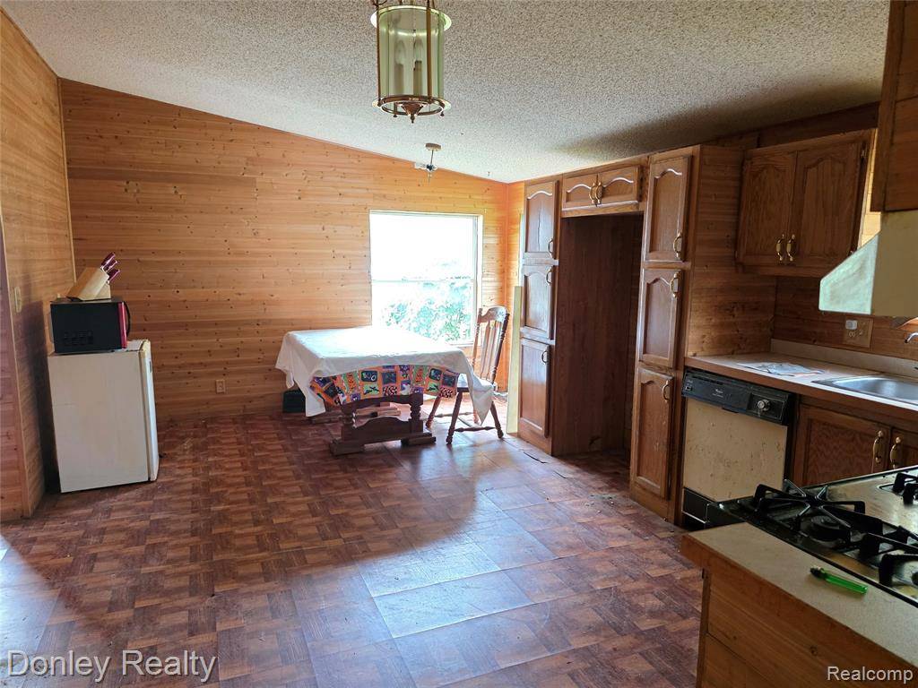 Attica, MI 48412,5434 Bowers Road