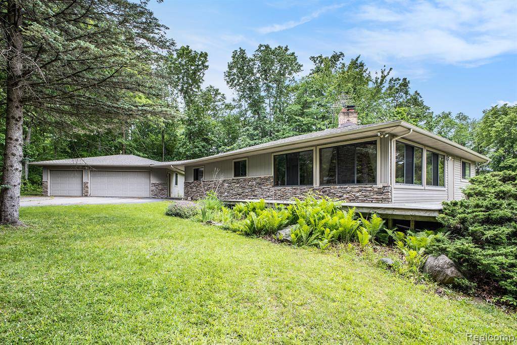 Howell, MI 48843,2456 Chilson Road