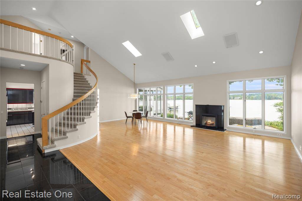 Lake Orion, MI,2505 Cedar Key Drive