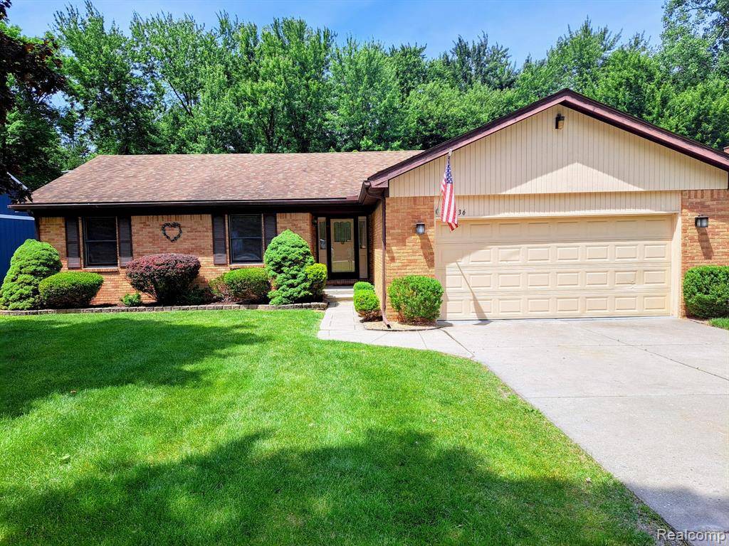 Livonia, MI 48154,29736 Puritan Street