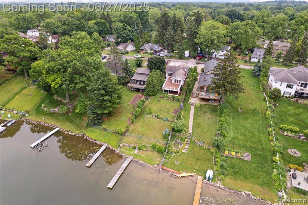 Waterford, MI 48328,3330 Lexington Road