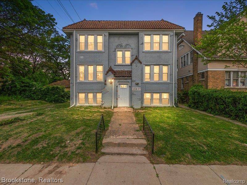 Detroit, MI 48205,18037 Pelkey Street