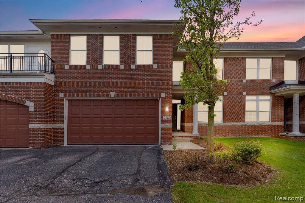 West Bloomfield, MI,7382 Gateway Drive