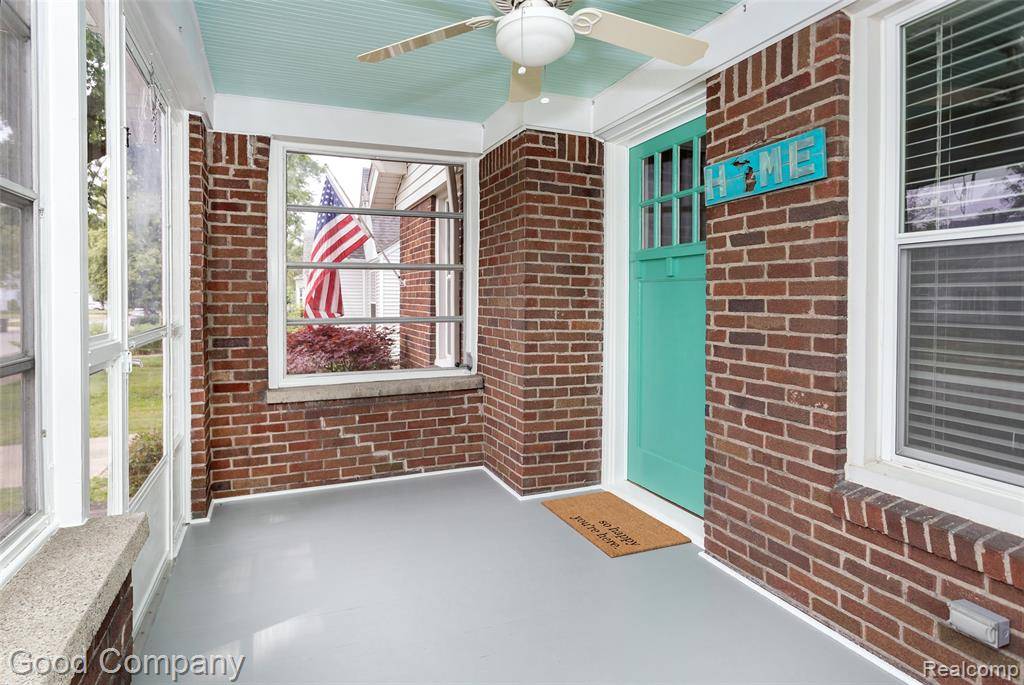 Ferndale, MI 48220,1554 W Saratoga Street