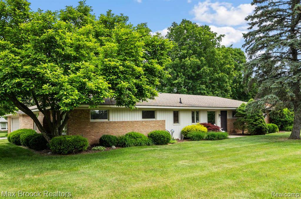 Troy, MI 48084,192 Kirk Lane Drive