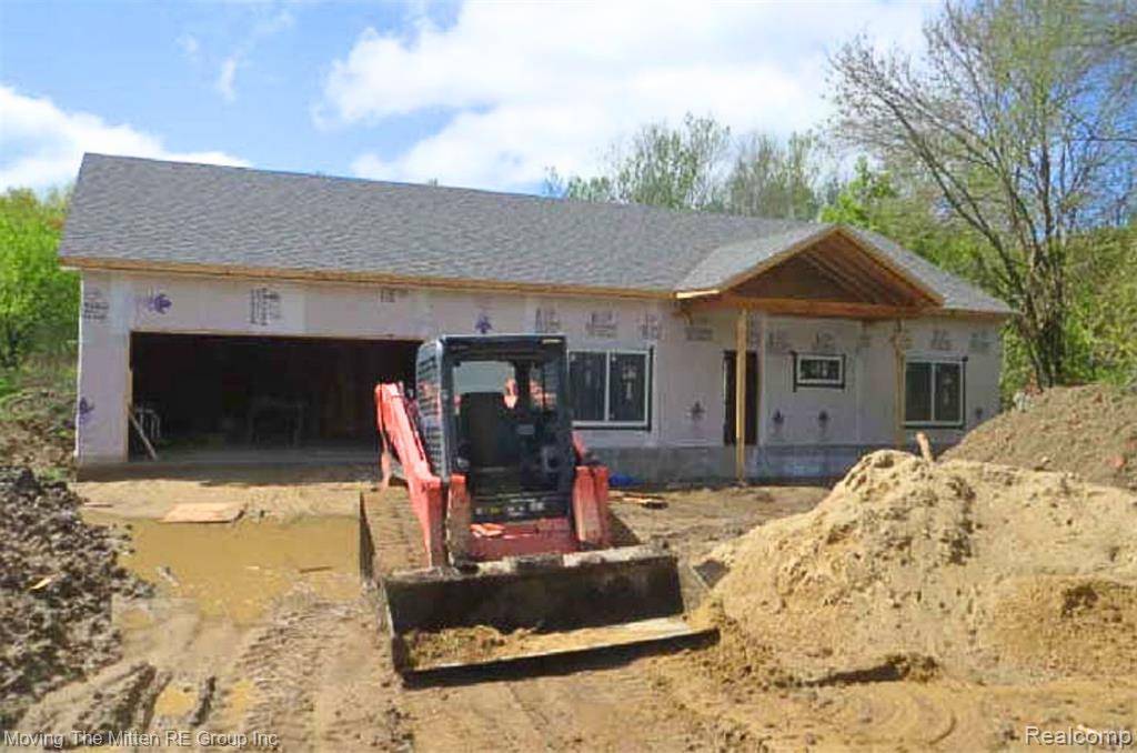 Belleville, MI 48164,43001 Willow Road