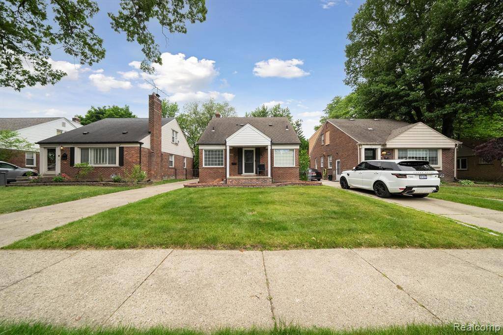 Dearborn, MI 48128,1333 N Franklin Street