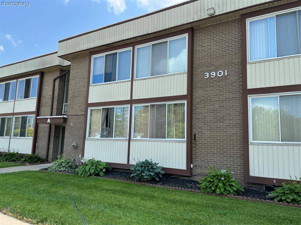 Flat Rock, MI 48183,3901 Fort Street