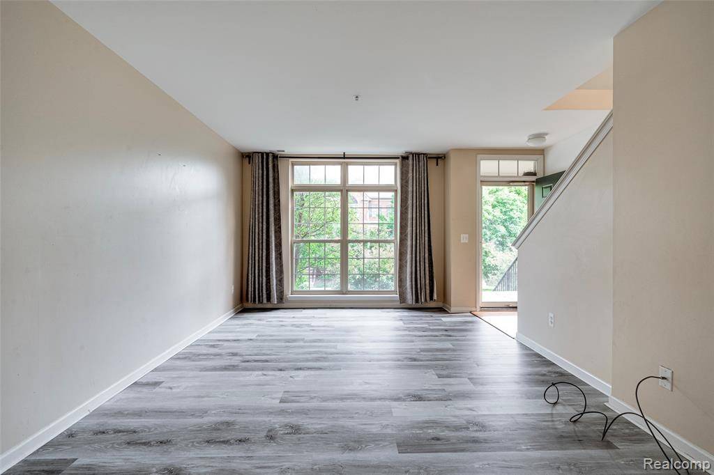 Northville, MI 48168,39429 SPRINGWATER Drive