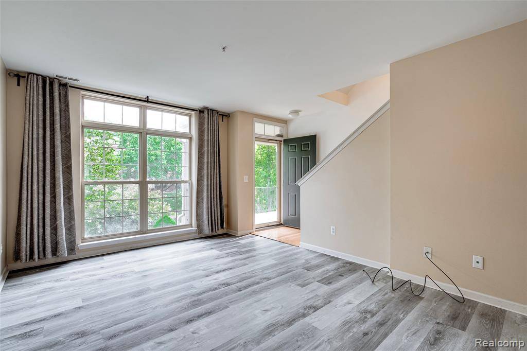 Northville, MI 48168,39429 SPRINGWATER Drive