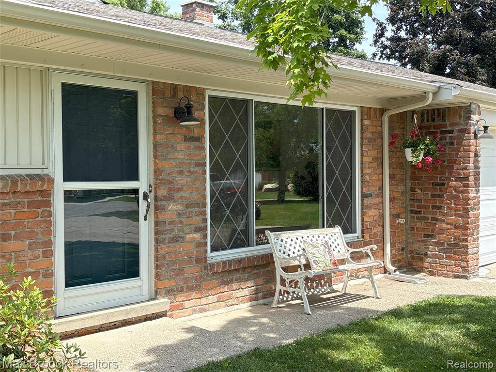 Utica, MI 48317,4259 Kingmont Drive