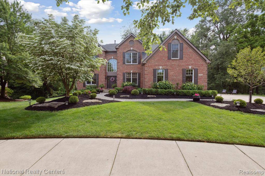 Novi, MI,47769 Aberdeen Drive