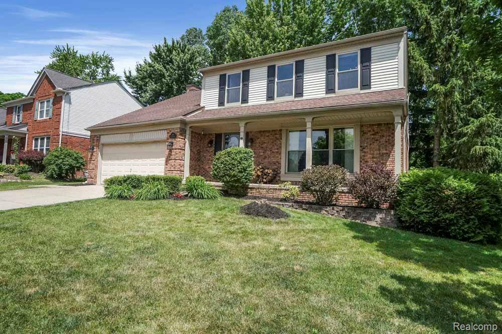 Rochester Hills, MI 48307,205 Saxon Court