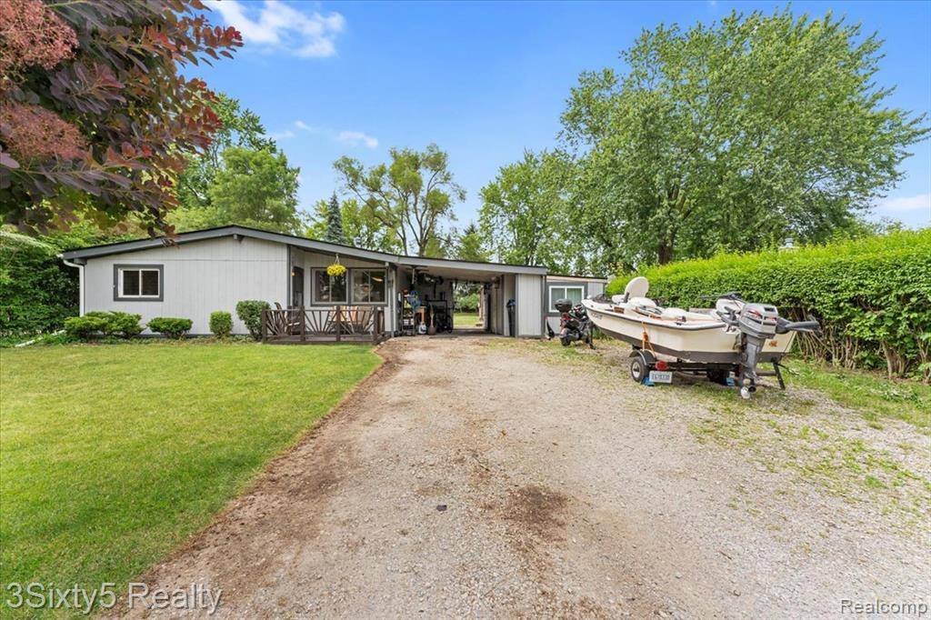 Walled Lake, MI 48390,234 Spring Park
