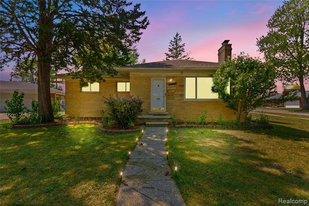 Warren, MI 48093,29150 GERALDINE Court