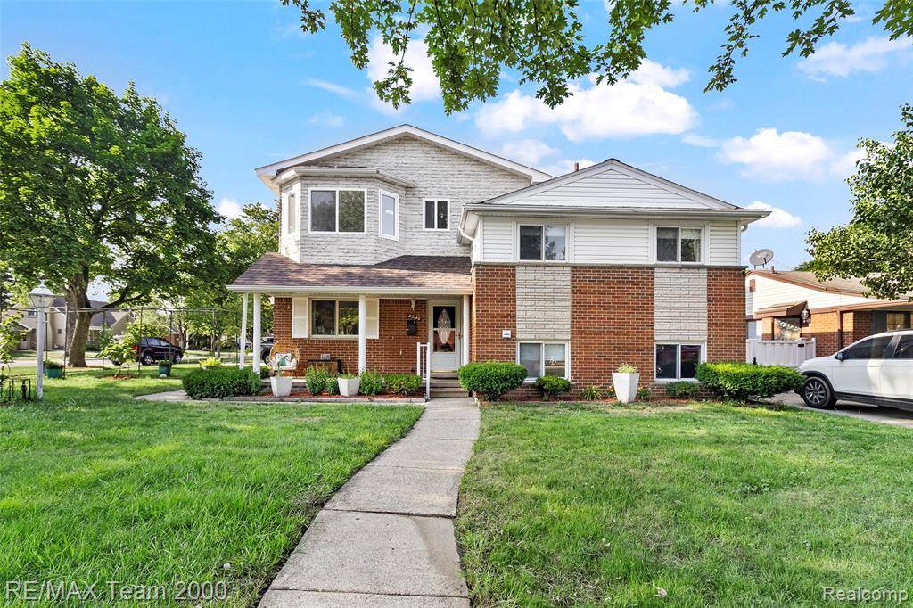 Dearborn, MI 48124,23340 Carlysle Street