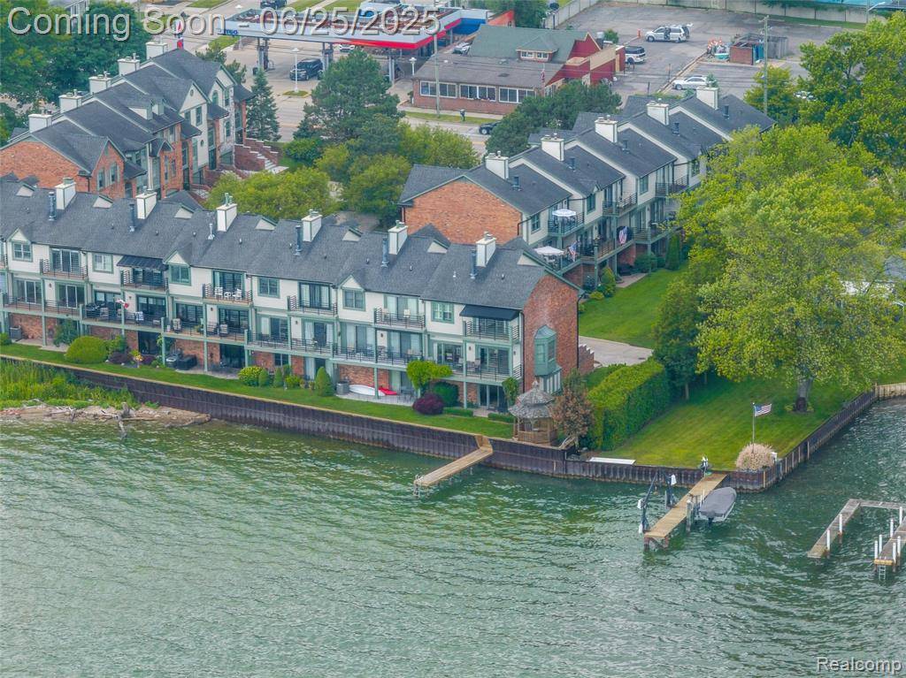 Saint Clair Shores, MI 48081,29156 Jefferson Court