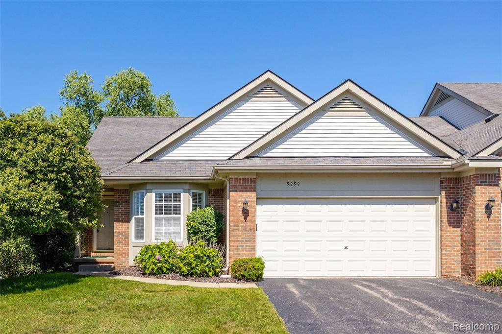 Grand Blanc, MI 48439,5959 Augusta Lane