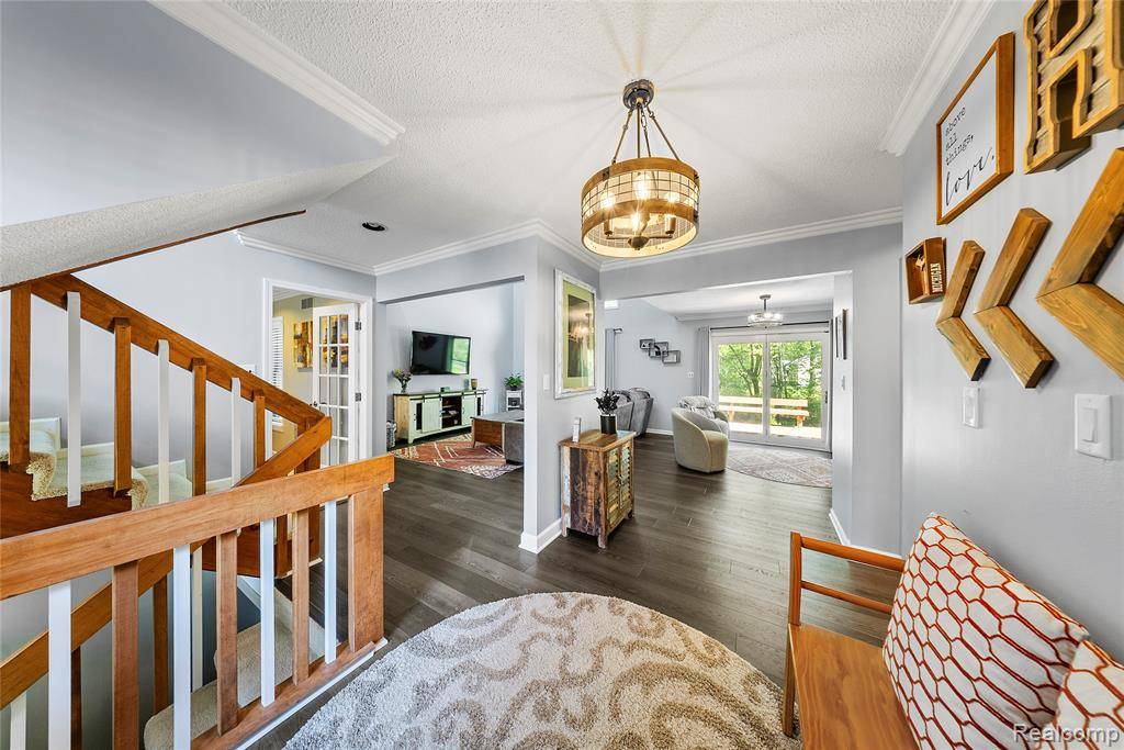 Grosse Ile, MI 48138,8206 Saint James Court
