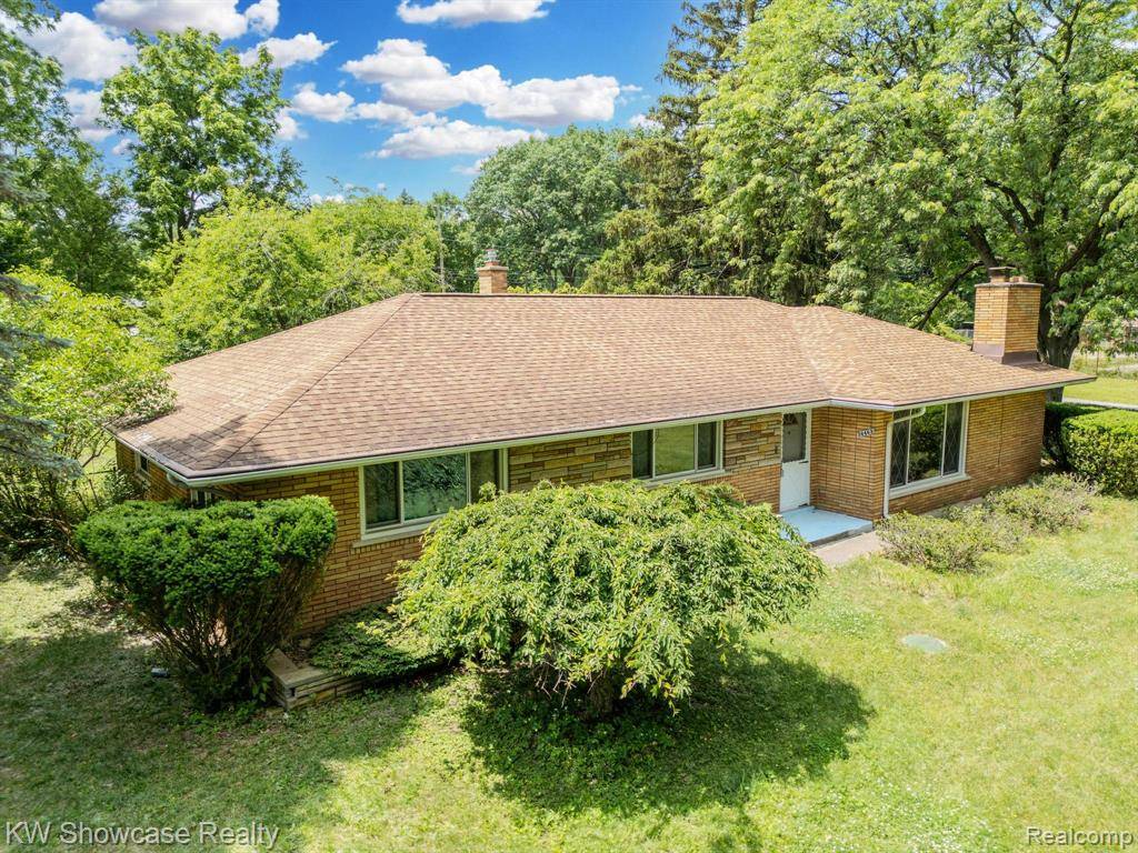 Farmington Hills, MI 48334,26463 La Muera Street