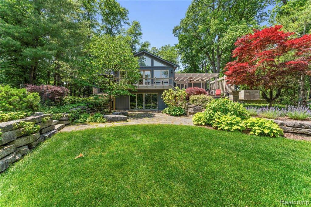 Grosse Ile, MI 48138,21089 Thorofare Road