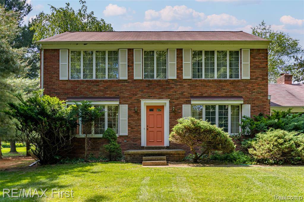 Ann Arbor, MI 48103,3407 WOODLEA Drive