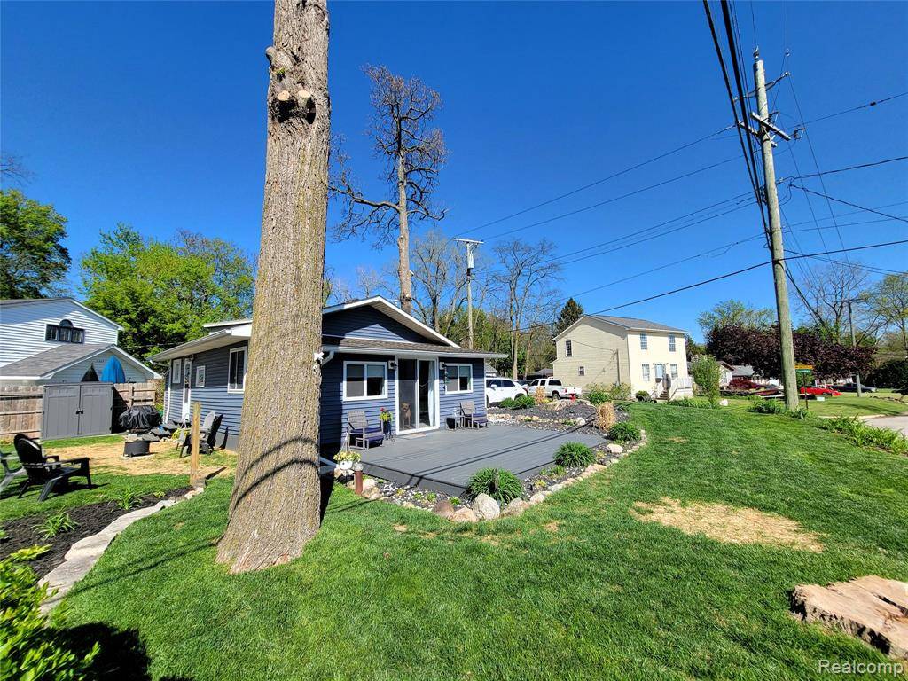 Whitmore Lake, MI 48189,11329 E Shore Drive