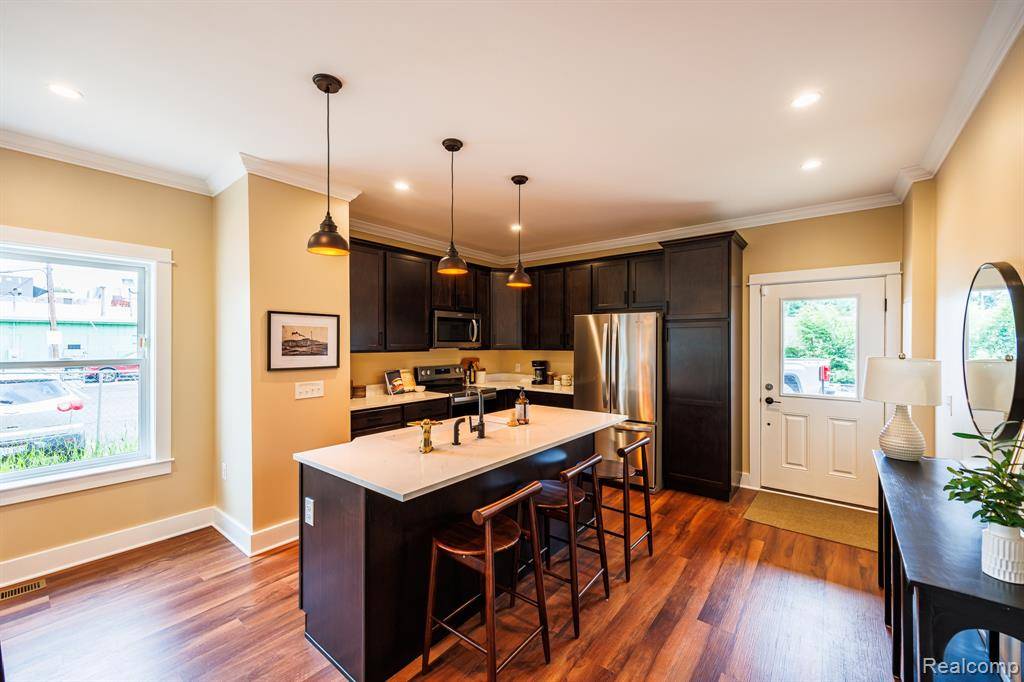 Flint, MI 48502,327 W Fifth Avenue