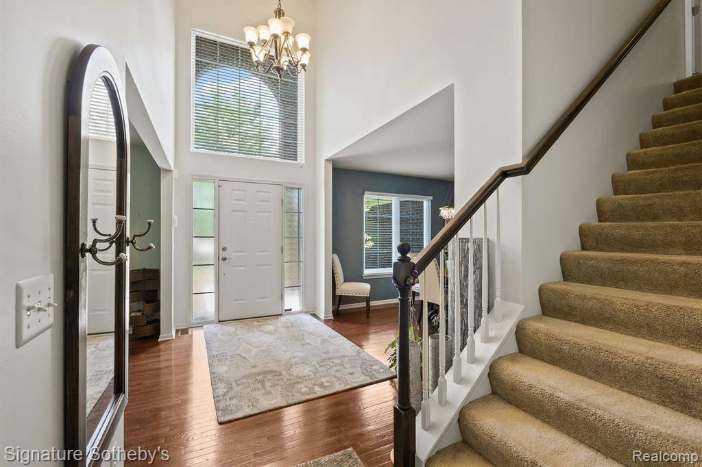 South Lyon, MI 48178,799 Glen Meadows Drive