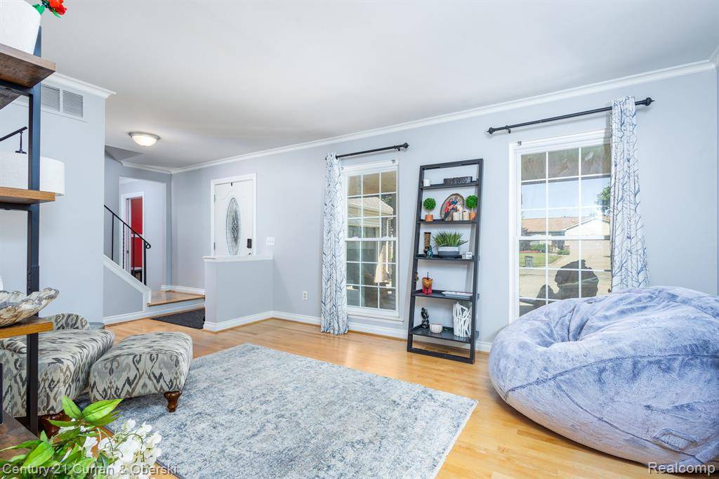 Clinton Twp, MI 48038,41924 Amberly Drive