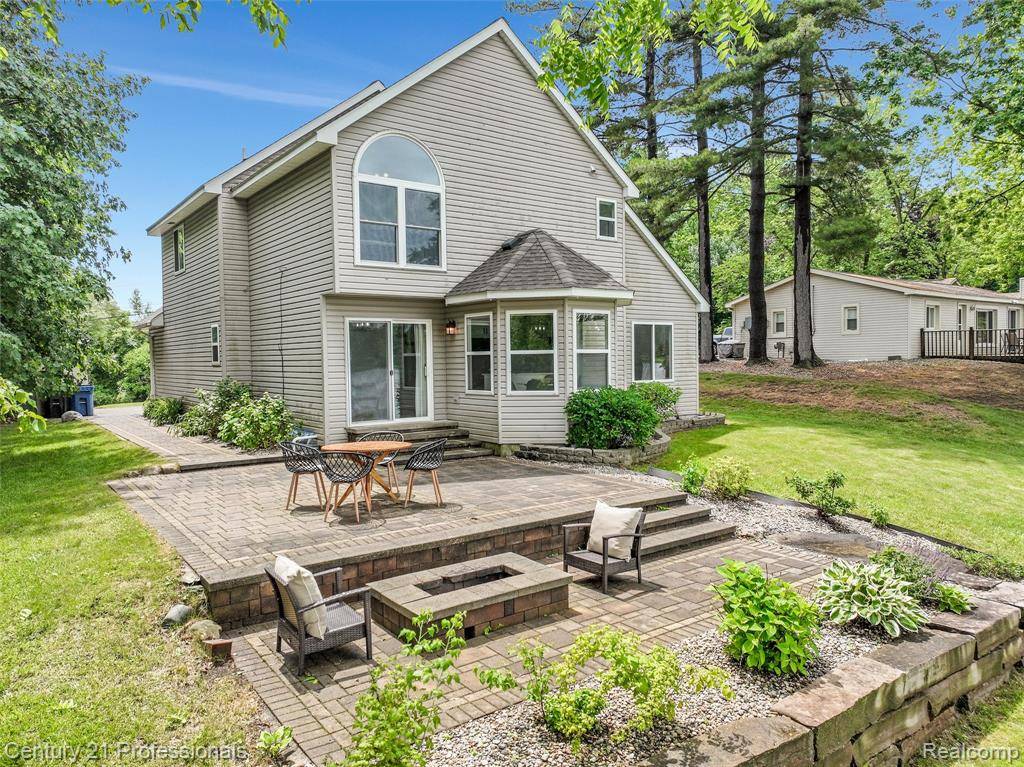White Lake, MI,1052 Maple Heights Drive