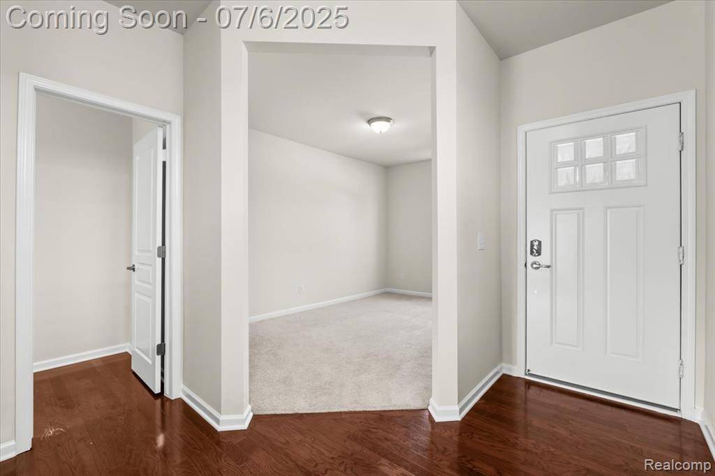 Novi, MI,49552 Harrier Place