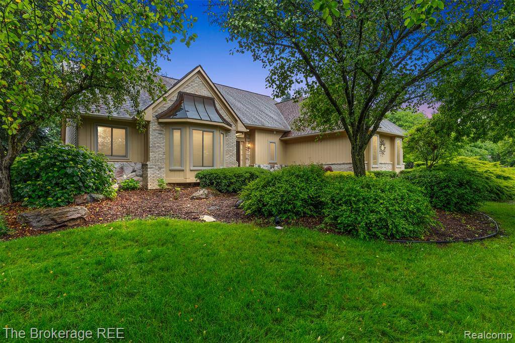 White Lake, MI 48383,2048 Mayfair Drive