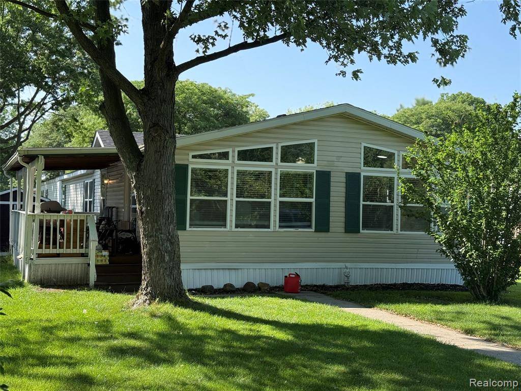 Romulus, MI 48174,27444 Bordeau Drive
