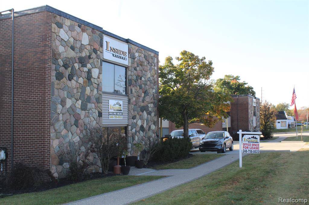 Sylvan Lake, MI 48320,1877 - 1899 ORCHARD LAKE Road