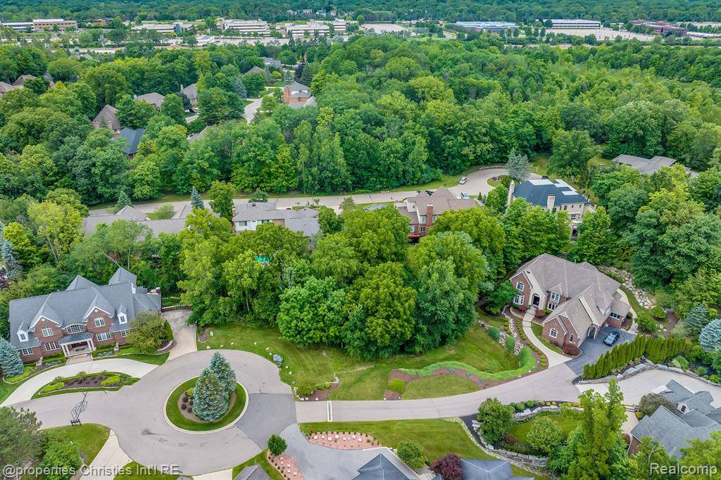 Farmington Hills, MI 48331,34750 Huntington LOT