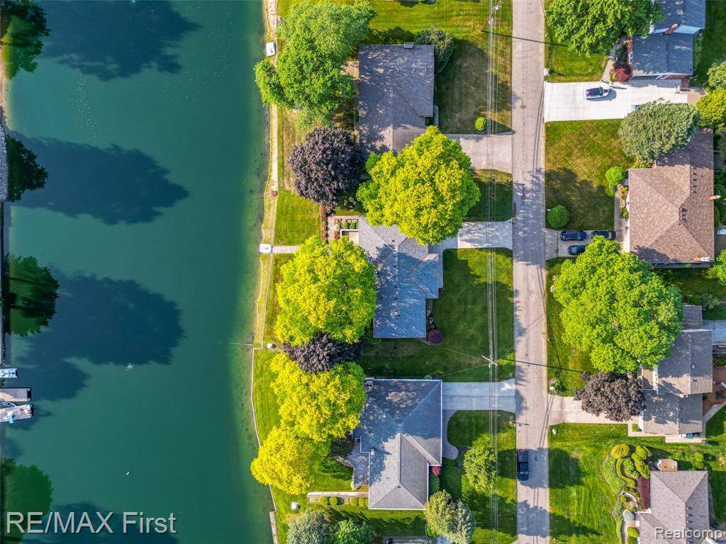 Shelby Twp, MI 48316,54815 FRANKLIN Drive