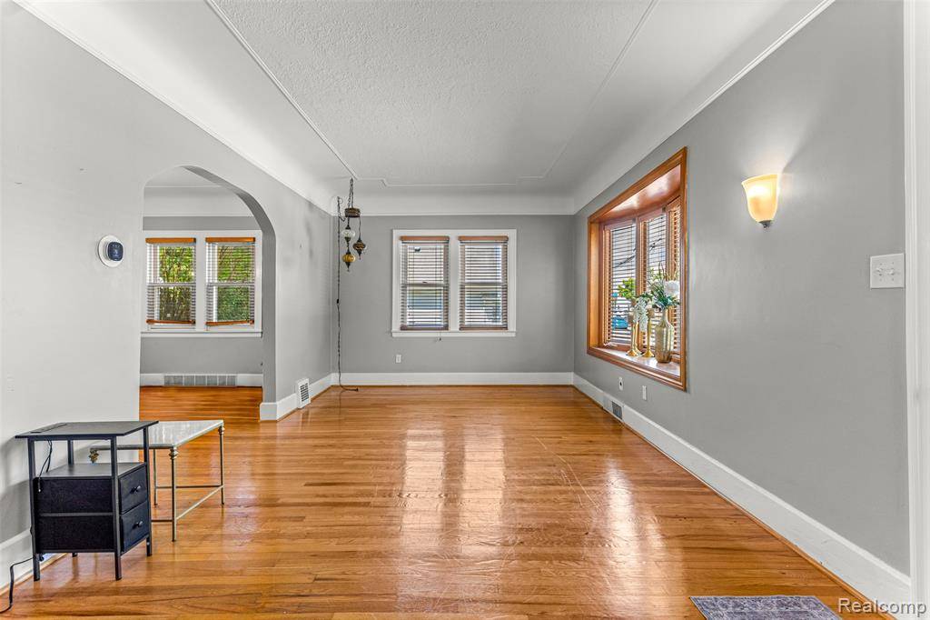 Dearborn, MI 48124,23901 Lloyd Court