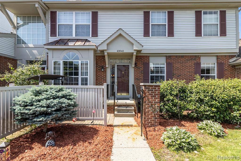 Plymouth, MI 48170,49649 Draper Circle
